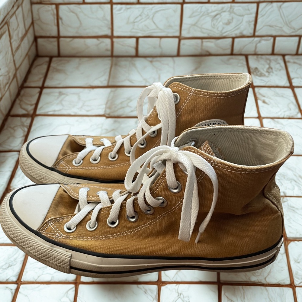 CONVERSE Chuck Taylor All Star Women’s Shoes High Top Mustard Tan Sneakers 9 - Picture 5 of 12